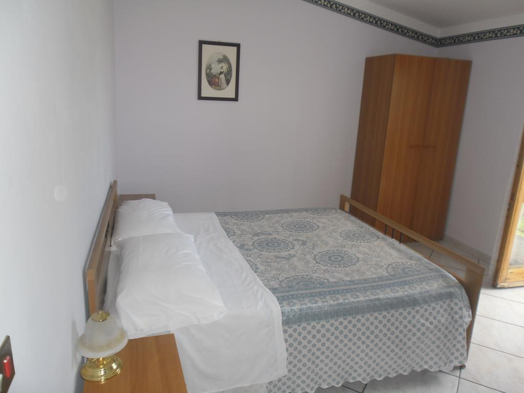 Agriturismo La Selva Cava deʼ Tirreni Szoba fotó